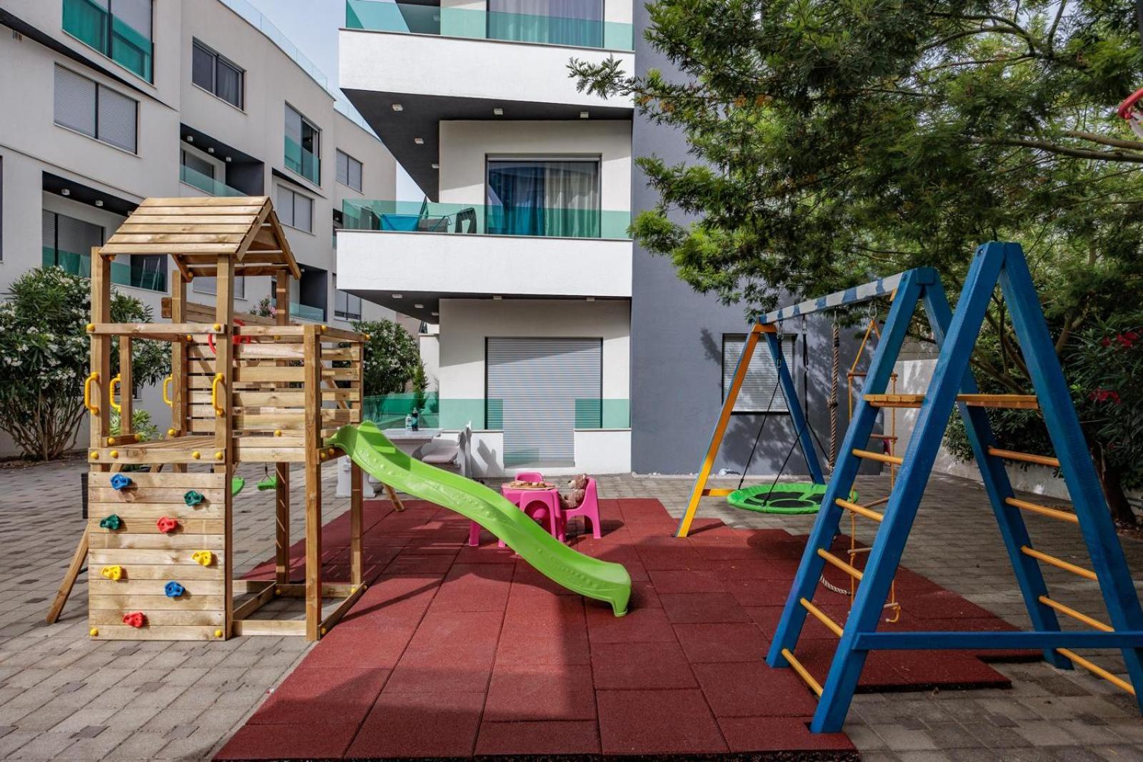 Boutique Residence Cosmopolis 1 Бибинье Экстерьер фото
