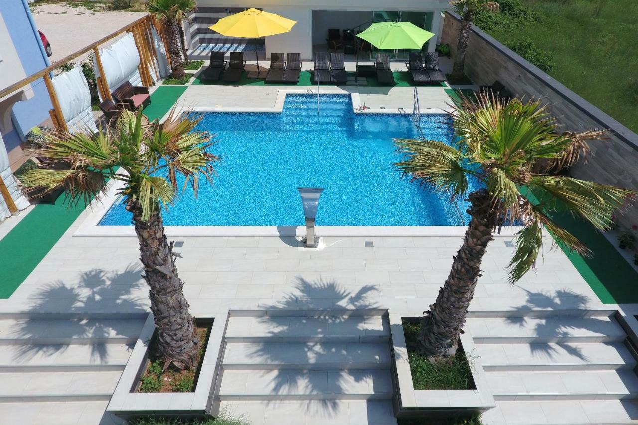Boutique Residence Cosmopolis 1 Бибинье Экстерьер фото